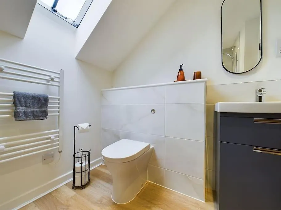 Ferienhaus Arcadia House, Central Location With Parking, King Size Bed And Wifi Cheltenham Großbritannien