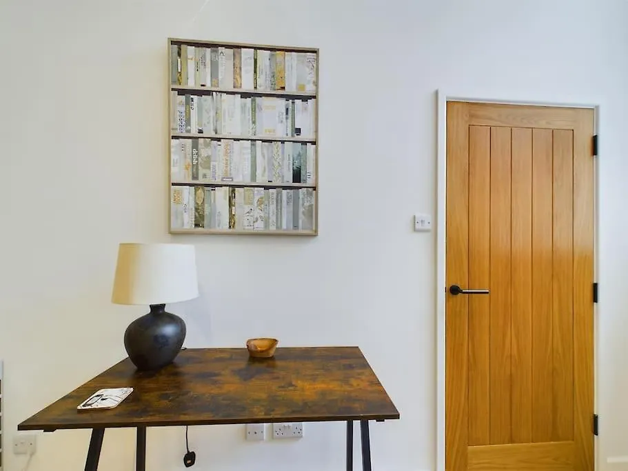 Arcadia House, Central Location With Parking, King Size Bed And Wifi Cheltenham Großbritannien